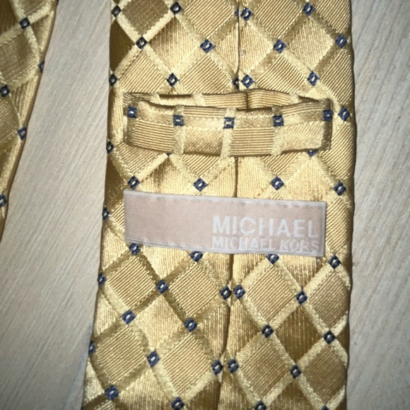 3 for $30 | Michael Kors Tie | NWT - Picture 6 of 9
